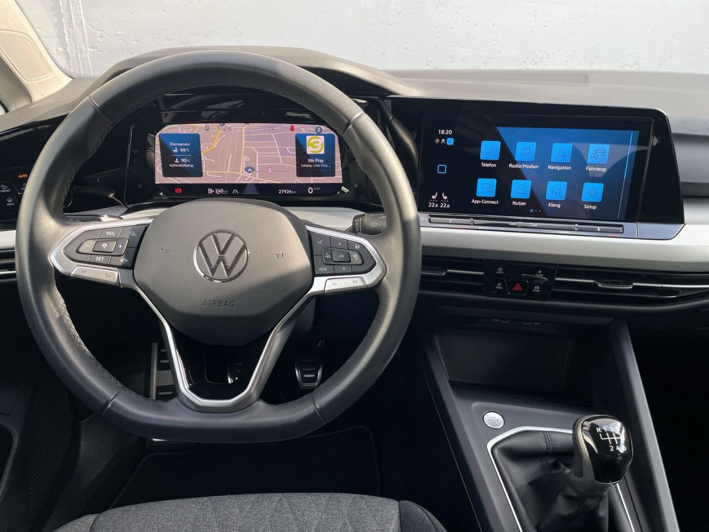 Golf VIII 1.5 TSI Move AHK/Kamera/LED Plus /Navi