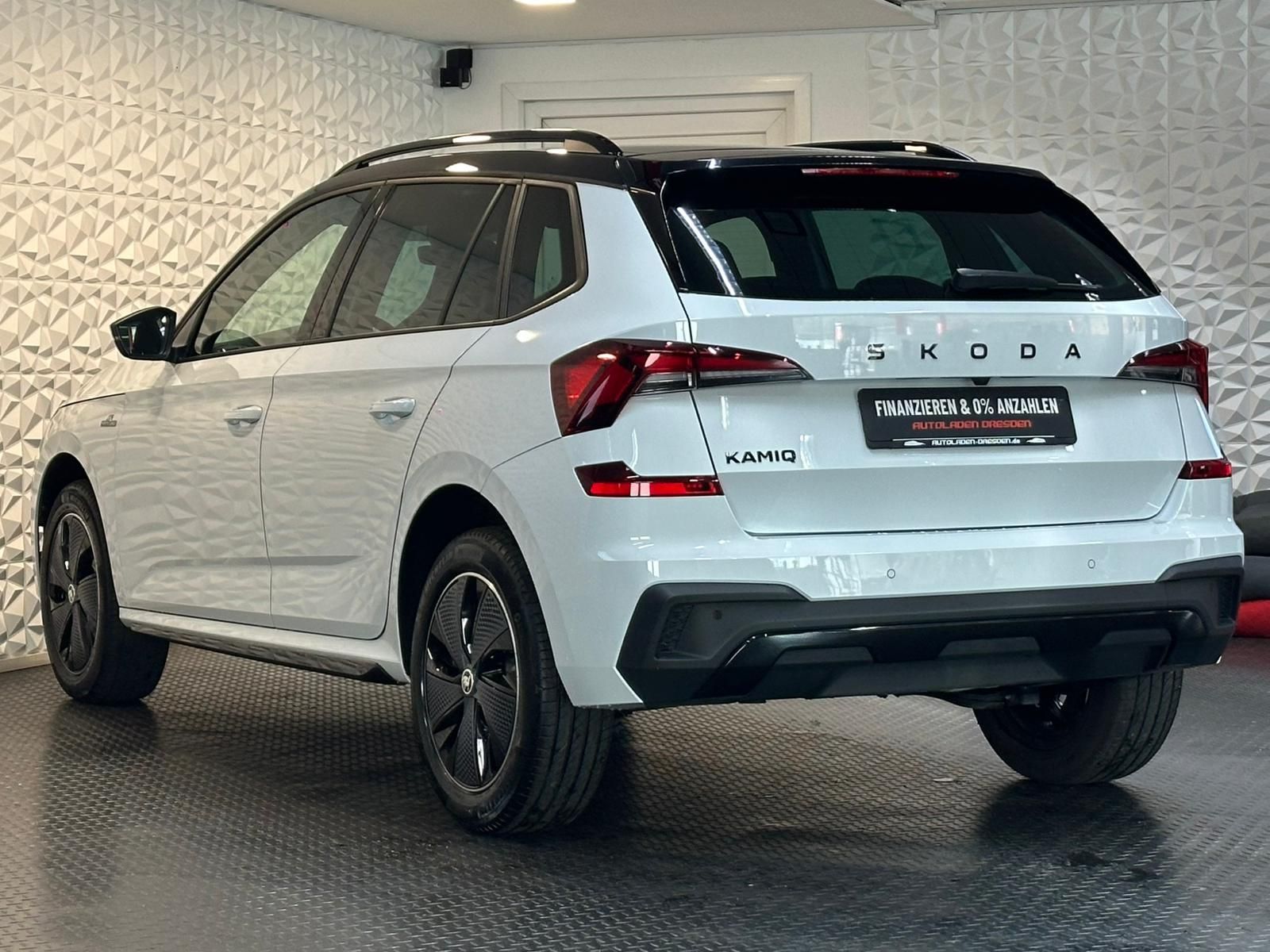 SKODA Kamiq 1.0TSI MONTE CARLO* MATRIX#PANO#AHK#KEYLES - Image 5