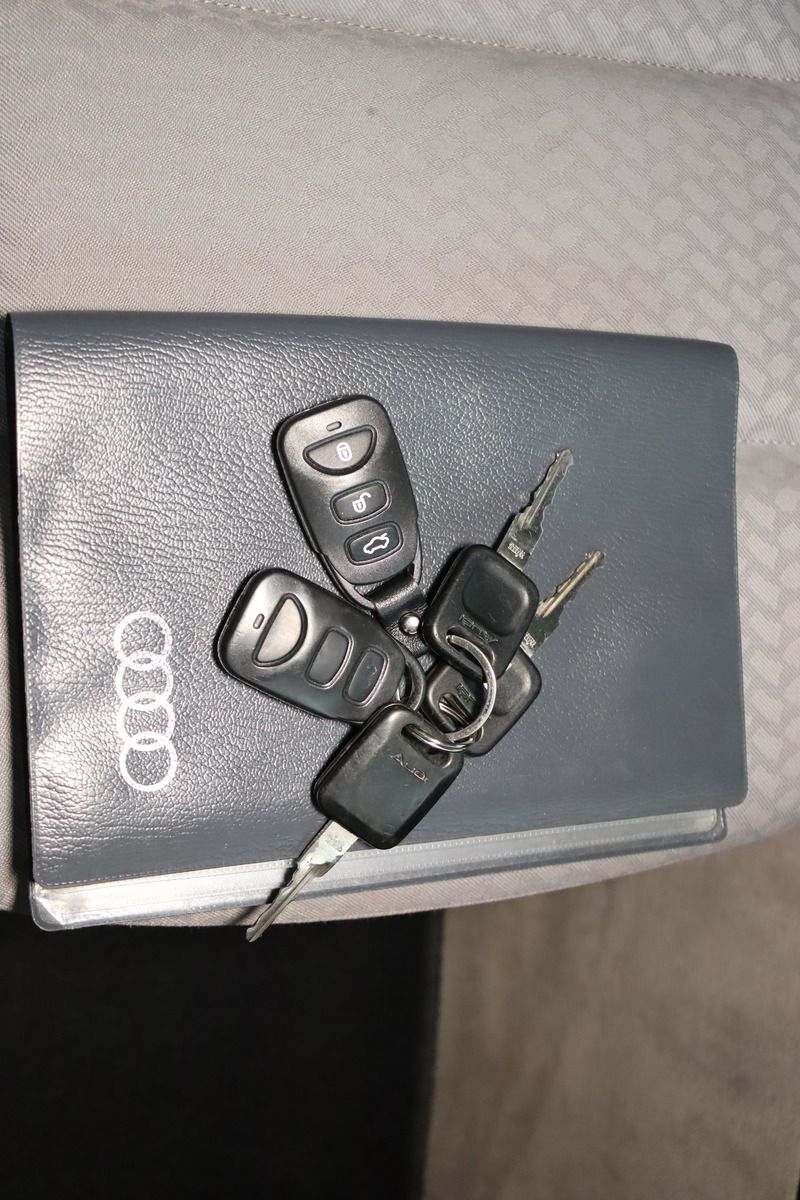 Fahrzeugabbildung Audi A4 1.6 * Flüssiggas * HU 01.2028 * s-line