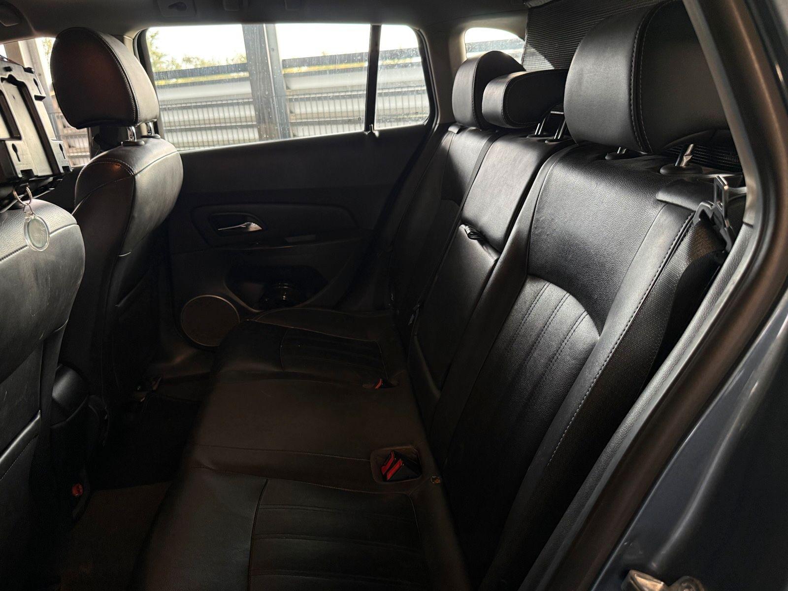 Chevrolet Cruze 2013 — photo 9