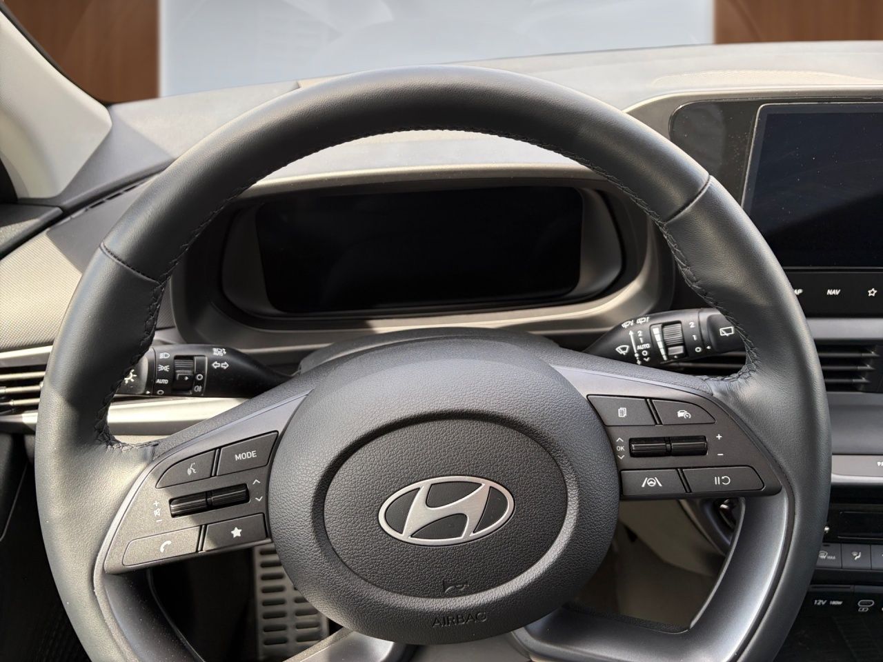 Fahrzeugabbildung Hyundai BAYON TREND 4xSHZ AUT Fernlichtass. Kam. KeyLess
