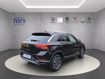 Fahrzeugabbildung Volkswagen T-Roc Style 1.5 TSI DSG IQ.Light AHK Klima Navi