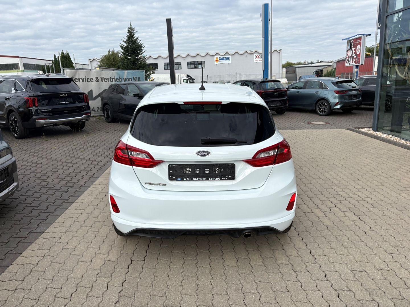 Fahrzeugabbildung Ford Fiesta ST-Line Sitzheizung Lenkradheizung DAB