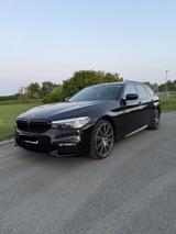 BMW 520i Touring A Sport M-Paket - BMW 5 Series: Von Privat