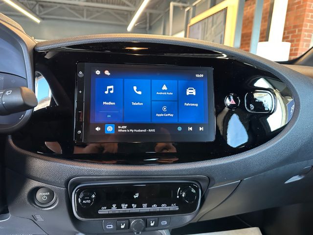 Toyota Aygo X Hybrid Teamplayer Technik Paket