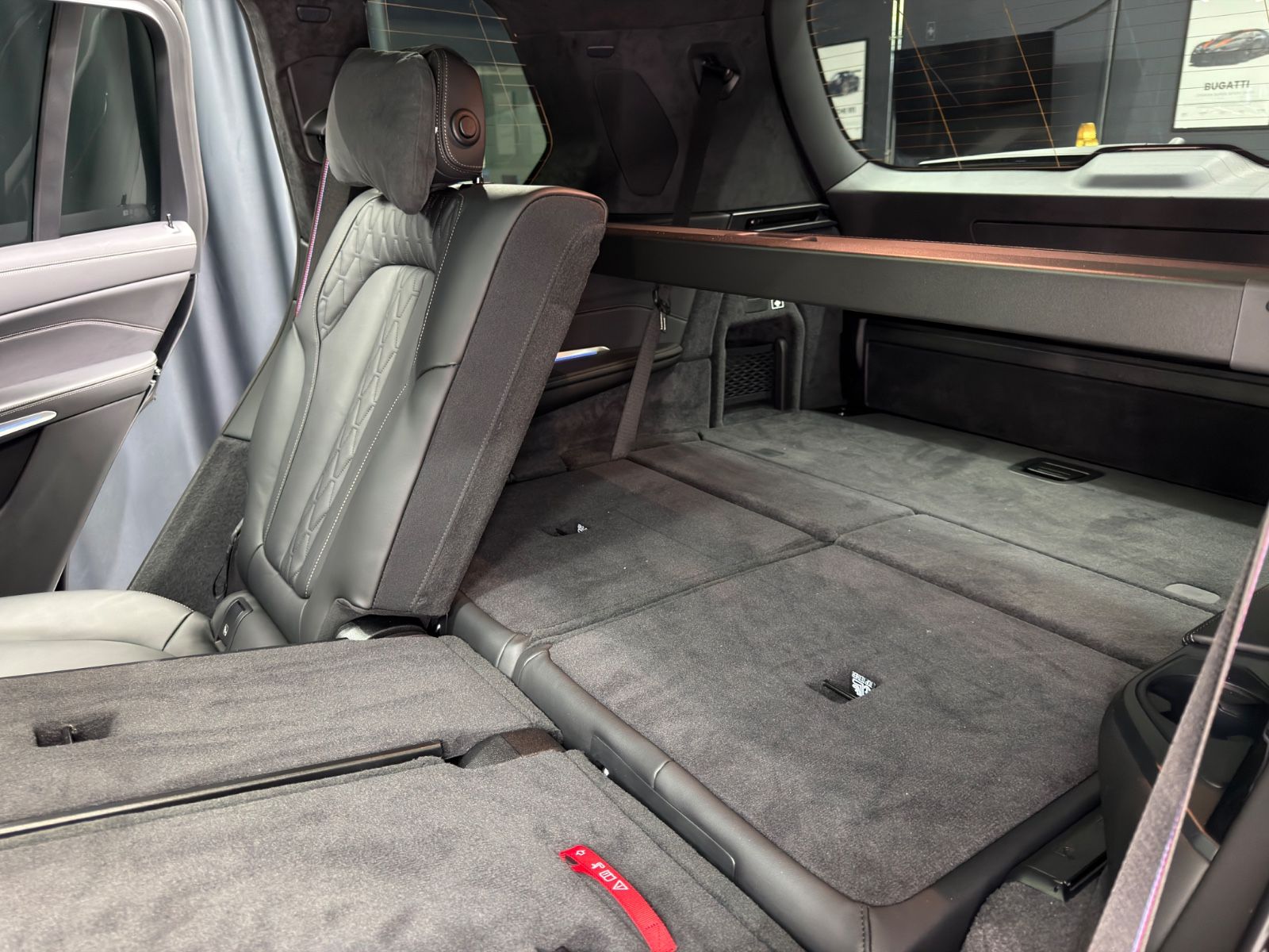 Fahrzeugabbildung BMW X7 xDrive 40d M SPORT PRO|LUFT|PANO|7-SITZER|AHK