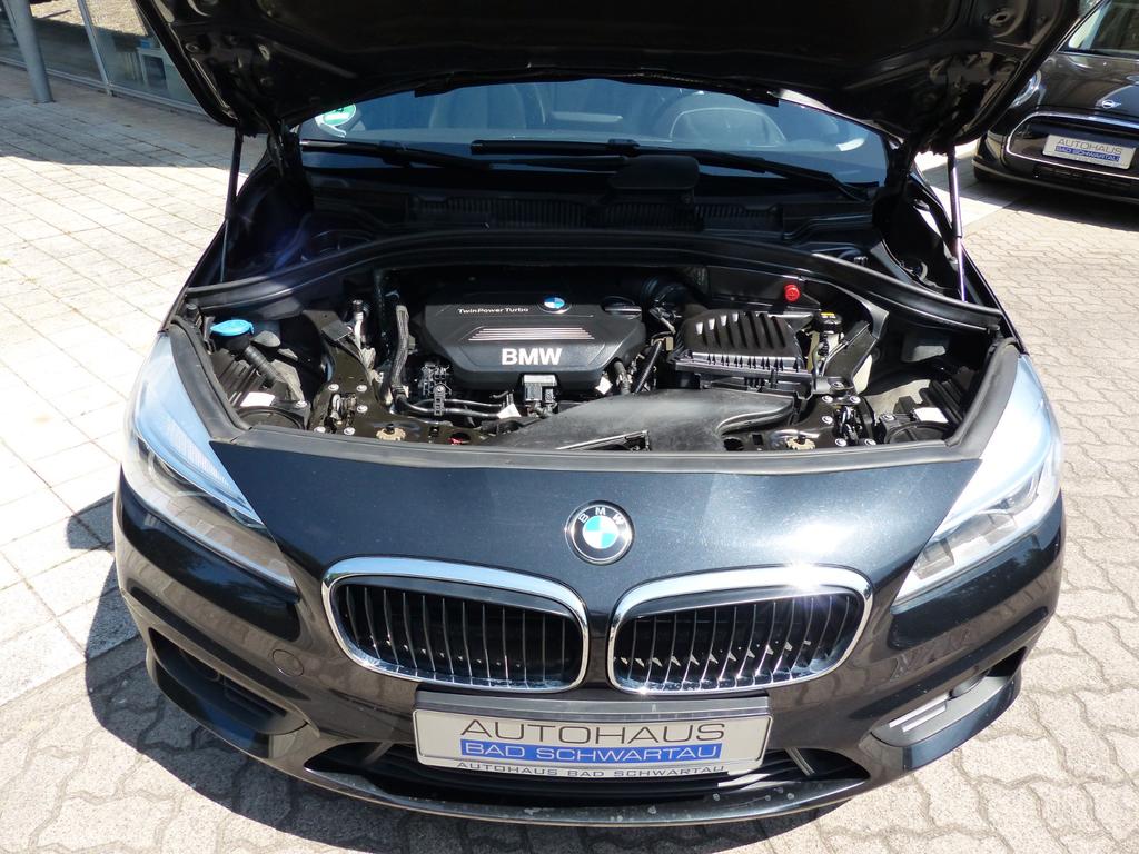 BMW 218