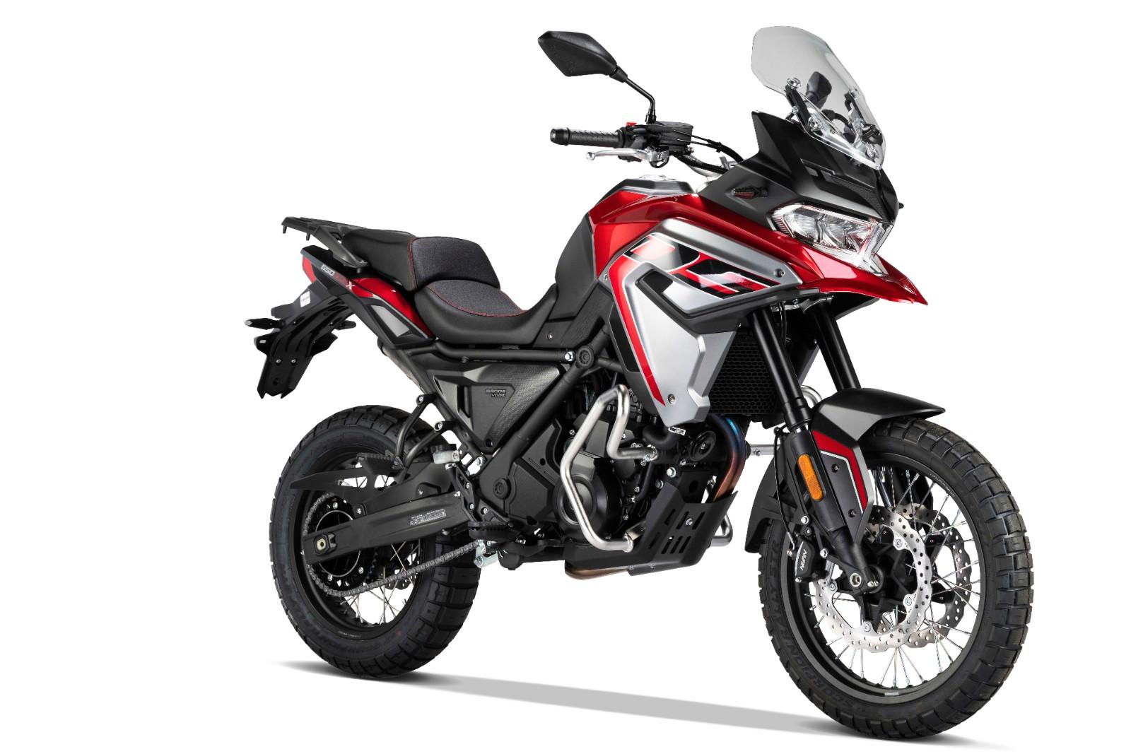 VOGE 650 DSX Adventure