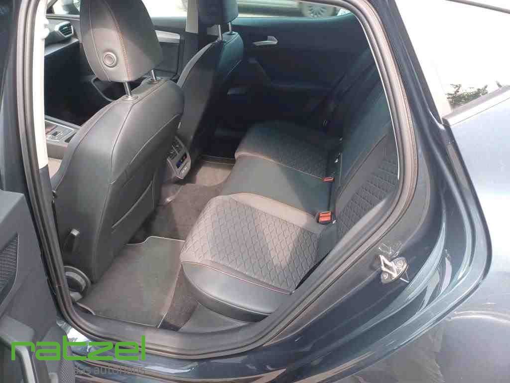 Fahrzeugabbildung SEAT Leon 1.5 TSI FR Digitales Cockpit LED Sperrdiff.