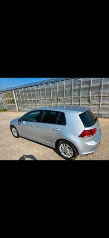 Volkswagen Auto Golf 7