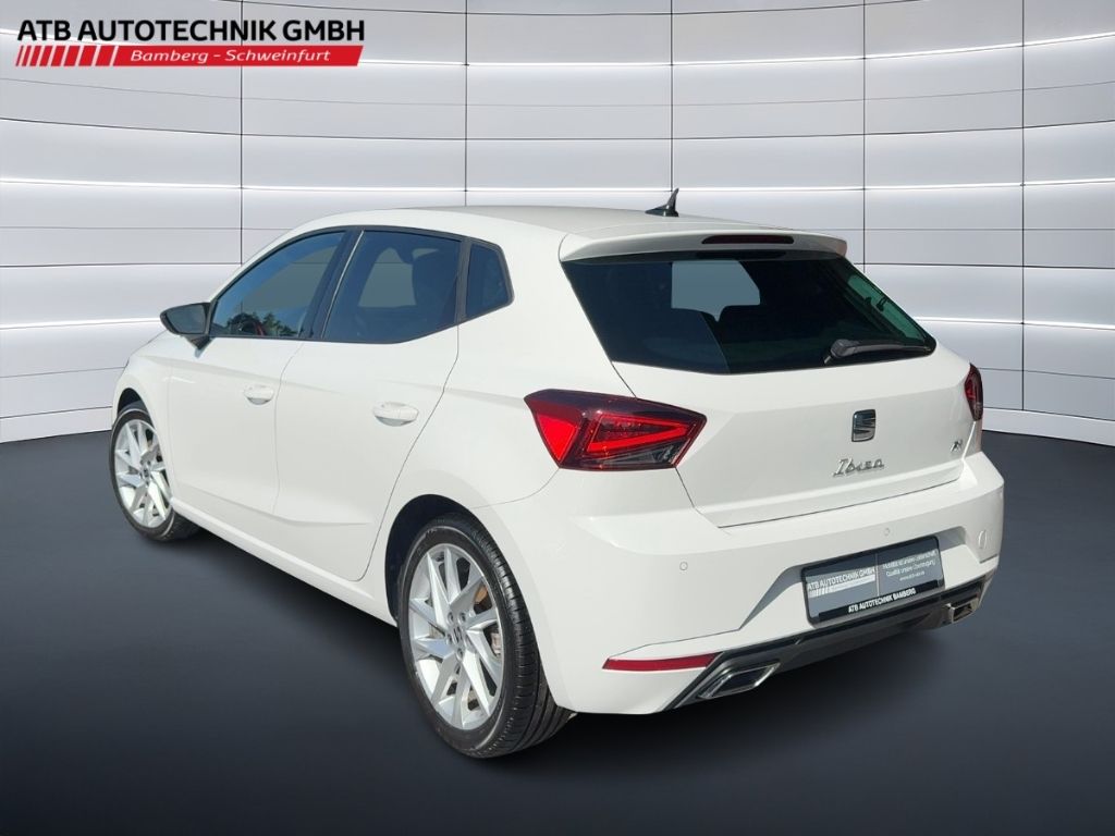 Fahrzeugabbildung SEAT Ibiza FR, Navi, Rückfahrkamera, LED Schweinwerfe