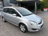 Opel Zafira B Innovation 1.8 Autom. Pano Navi LPG 7Si - Opel Zafira mit LPG-Antrieb: Kleinbus
