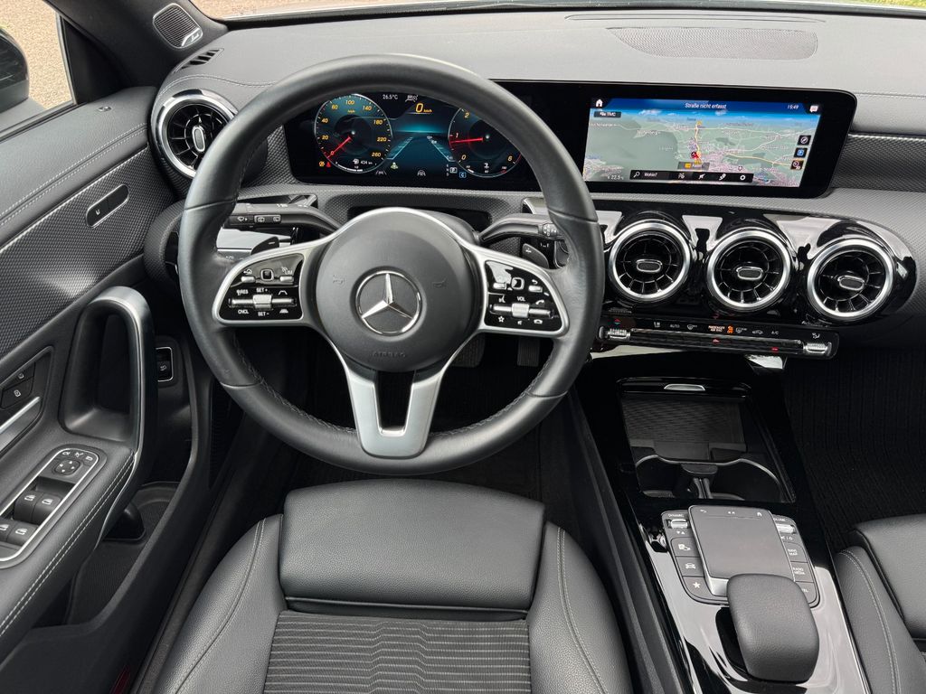 Mercedes-Benz CLA 220 d SB,Distro,Pano,AHK,LED,Burmester,Night