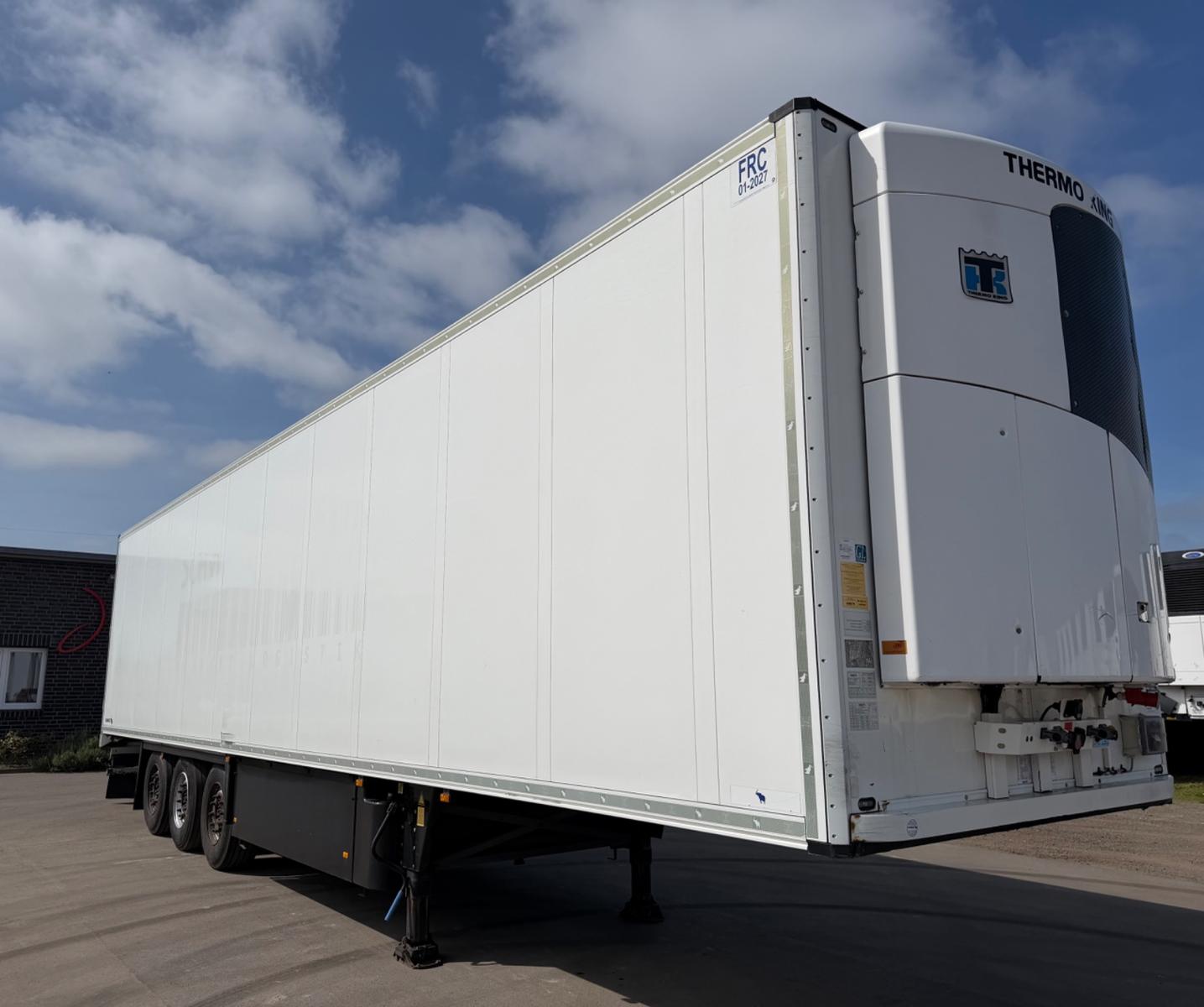 Schmitz Cargobull SKO24/ Thermo King SLXe300 / Doppelstock