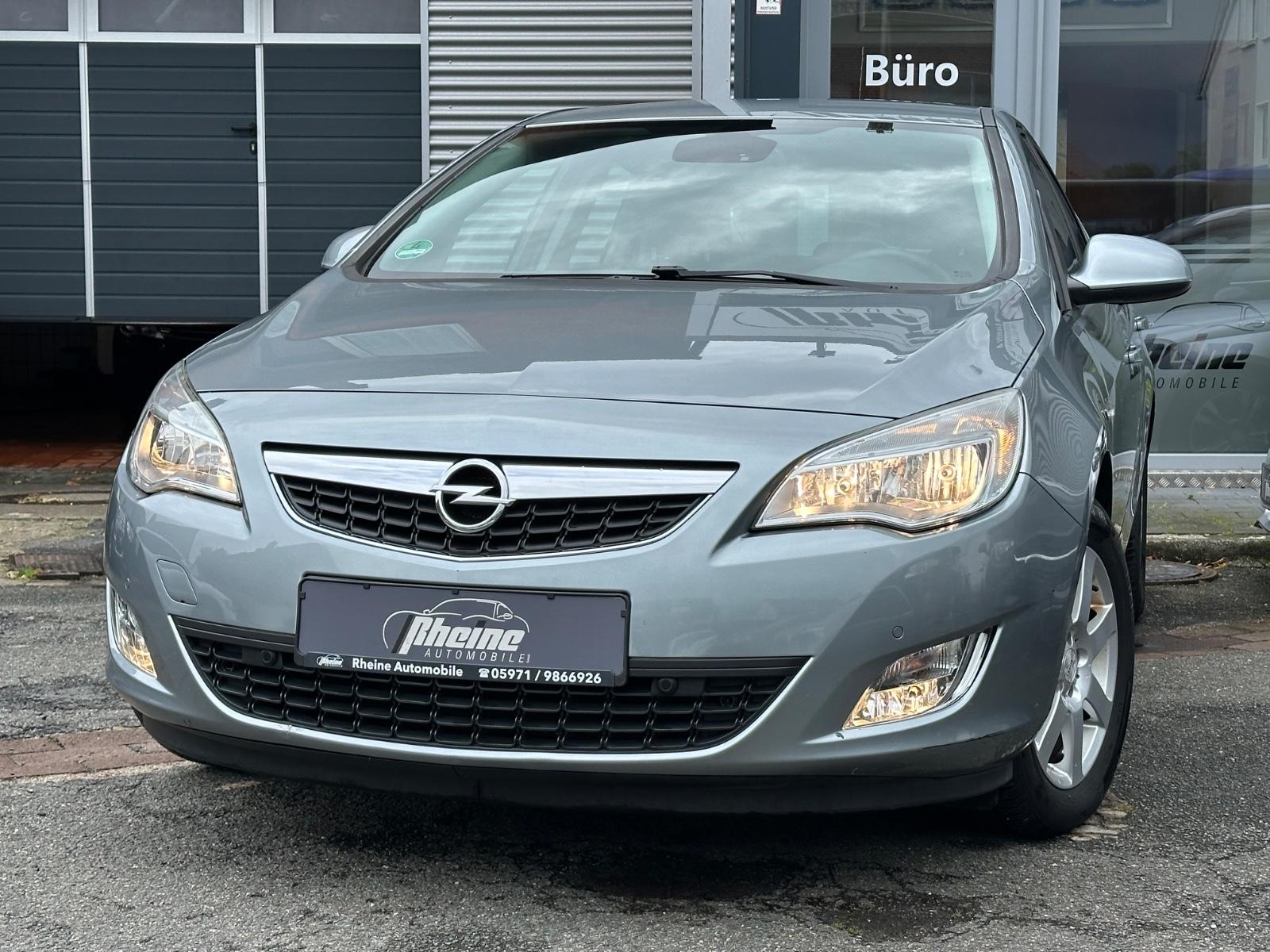 Opel Astra J Lim. 5-trg. Edition*PDC*AHK*NAVI*AUTOMAT