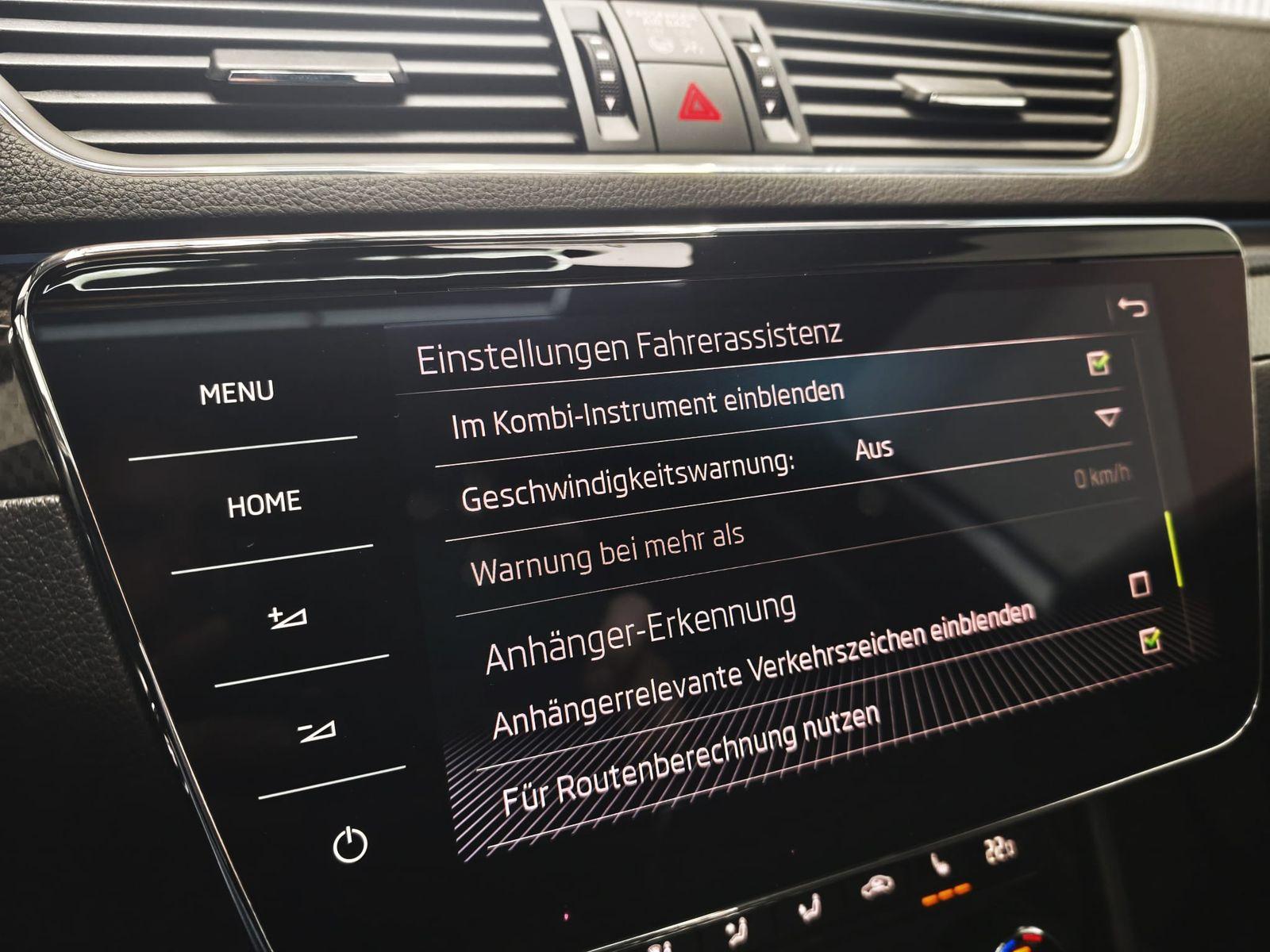 Skoda Superb Combi 2.0 TSI SportLine 4x4*Canton*Std...