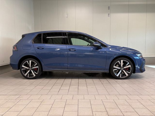 Golf VIII GTE 1.5 TSI eHybrid LED TRAVEL NAV