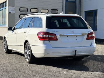 Mercedes E 220 - 5