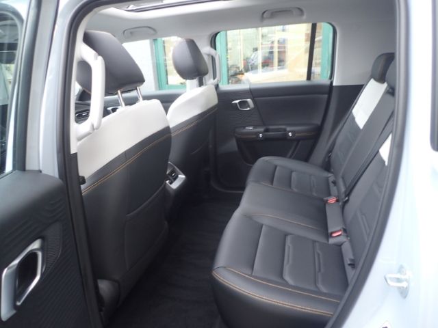 Fahrzeugabbildung BAIC BJ30 4WD HEV El. Panodach Leder digitales Cockpi