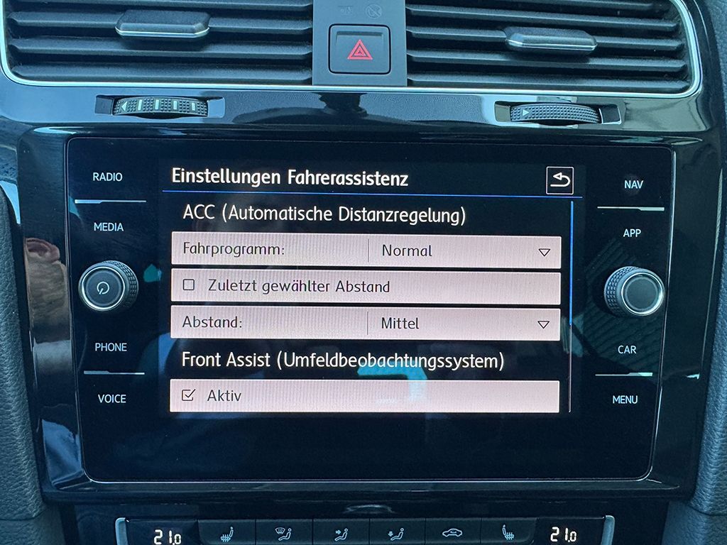 Golf VII 1.5 TSI R-LINE  *LED*NAVI*ACC*