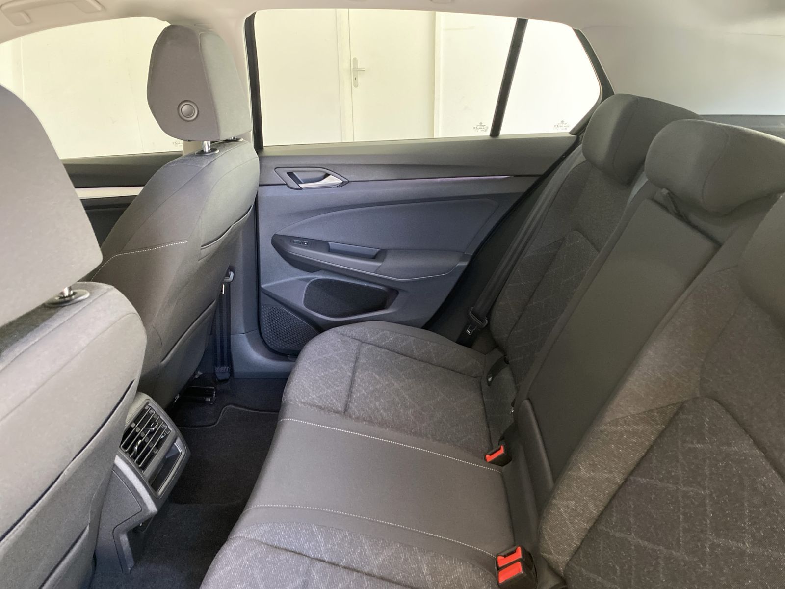 Volkswagen Golf - Bild 8