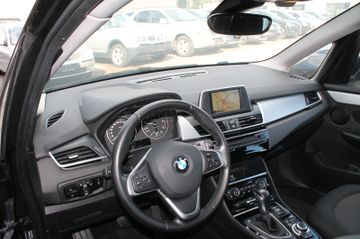 BMW 220 - 11