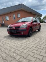 Renault Clio Blue Sensation 1.2 16V - Renault Clio aus 2002: 1.2