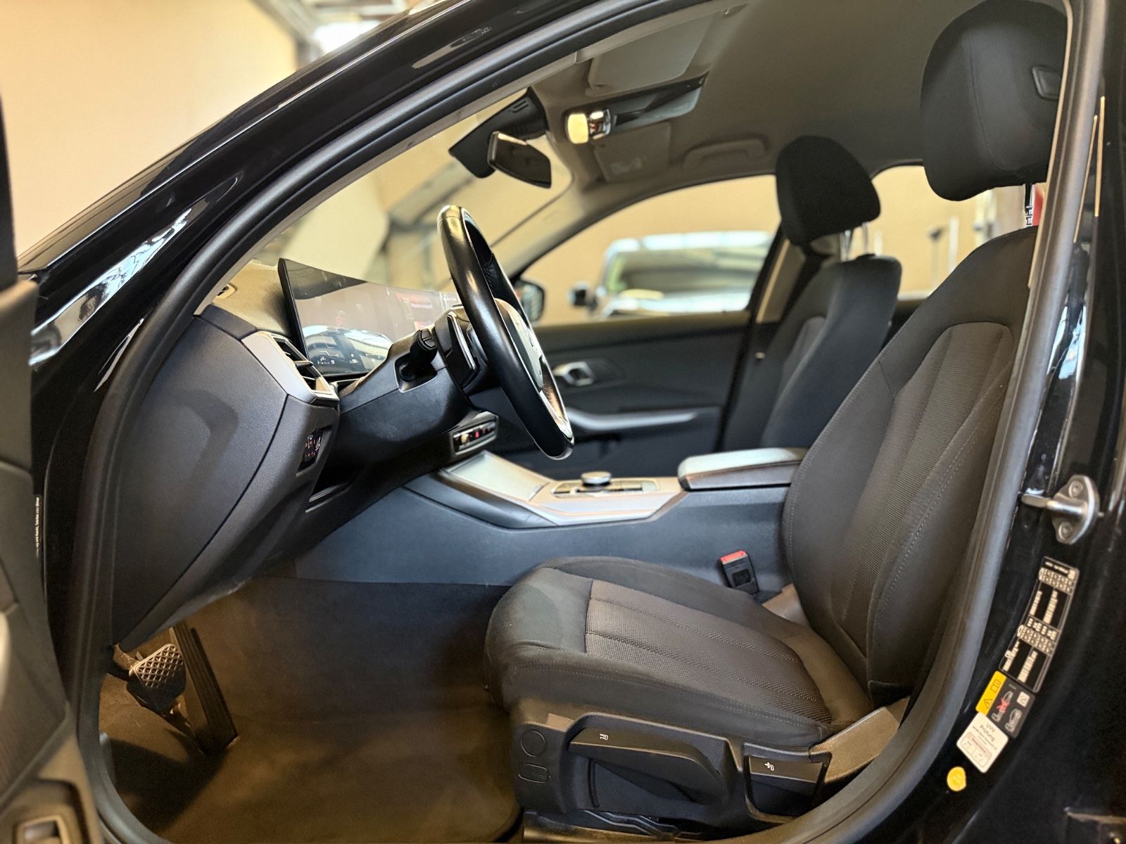 BMW 320 Touring Whitescreen/LED/Neues Model foto 13