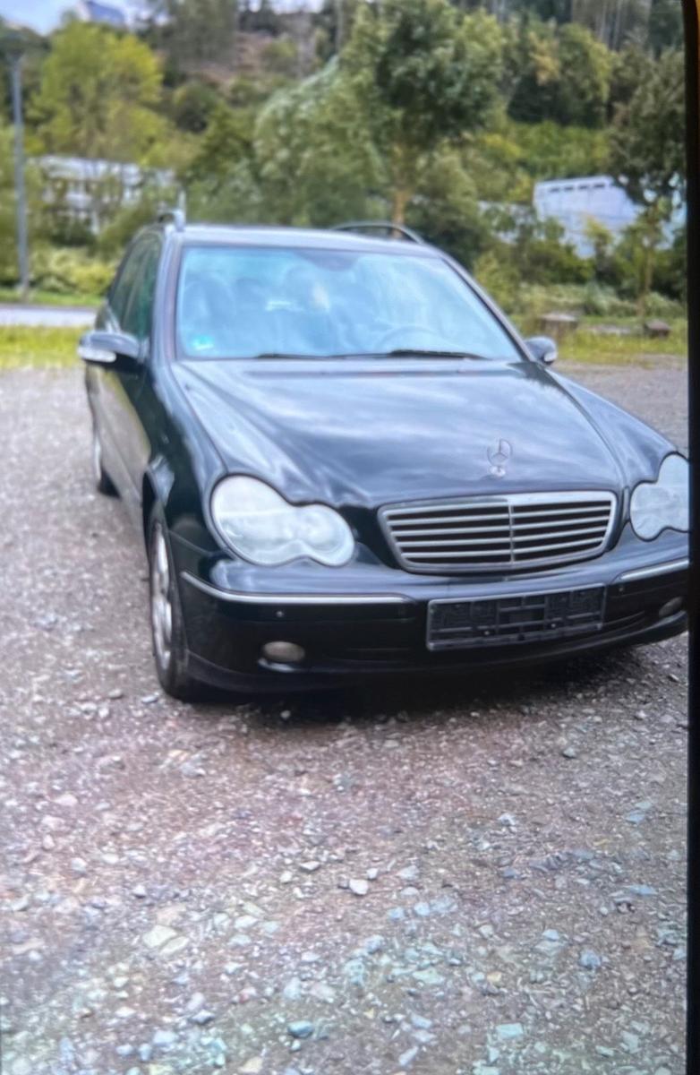 Mercedes-Benz C 200