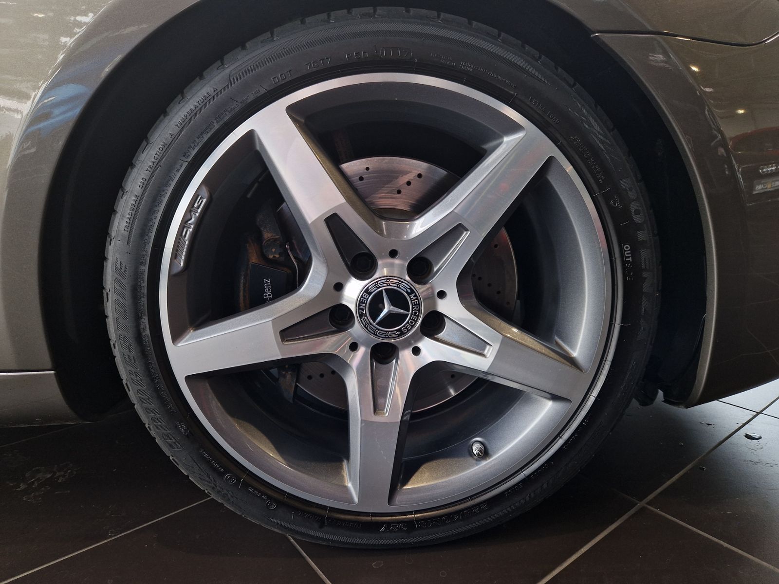 Fahrzeugabbildung Mercedes-Benz SLC 300 AMG MEMORY LED NAVI RFK
