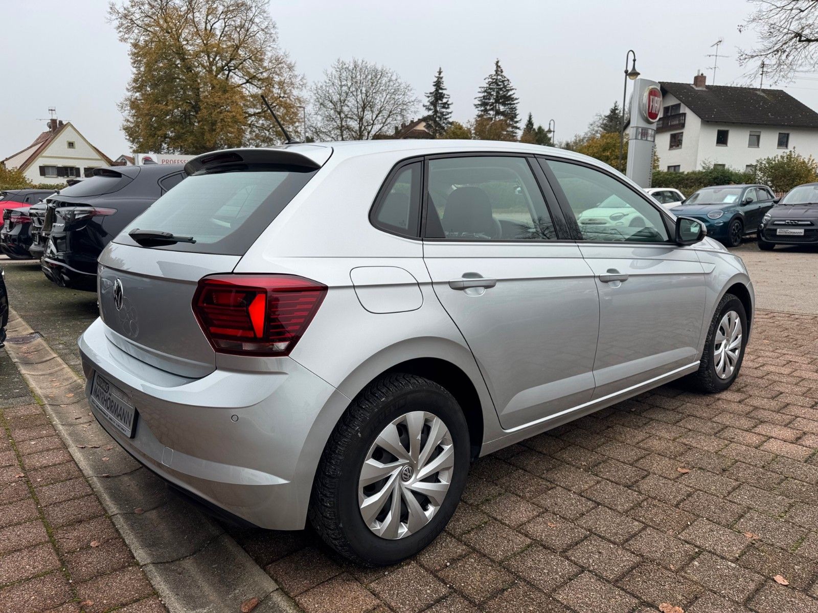 Fahrzeugabbildung Volkswagen Polo VI Comfortline KAMERA SITZHEIZUNG ABSTANDST