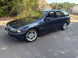 BMW E39 525i Individual Touring Massage, Schiebedach - BMW 525 in Leipzig