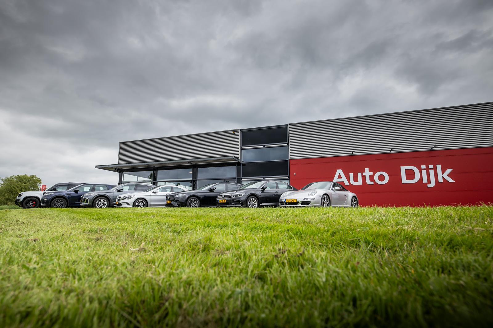 showroom-image-main