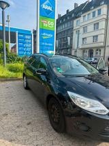 Ford Focus/ Kombi 2.0 Diesel  140 PS - Ford Focus mit Diesel-Antrieb: 14