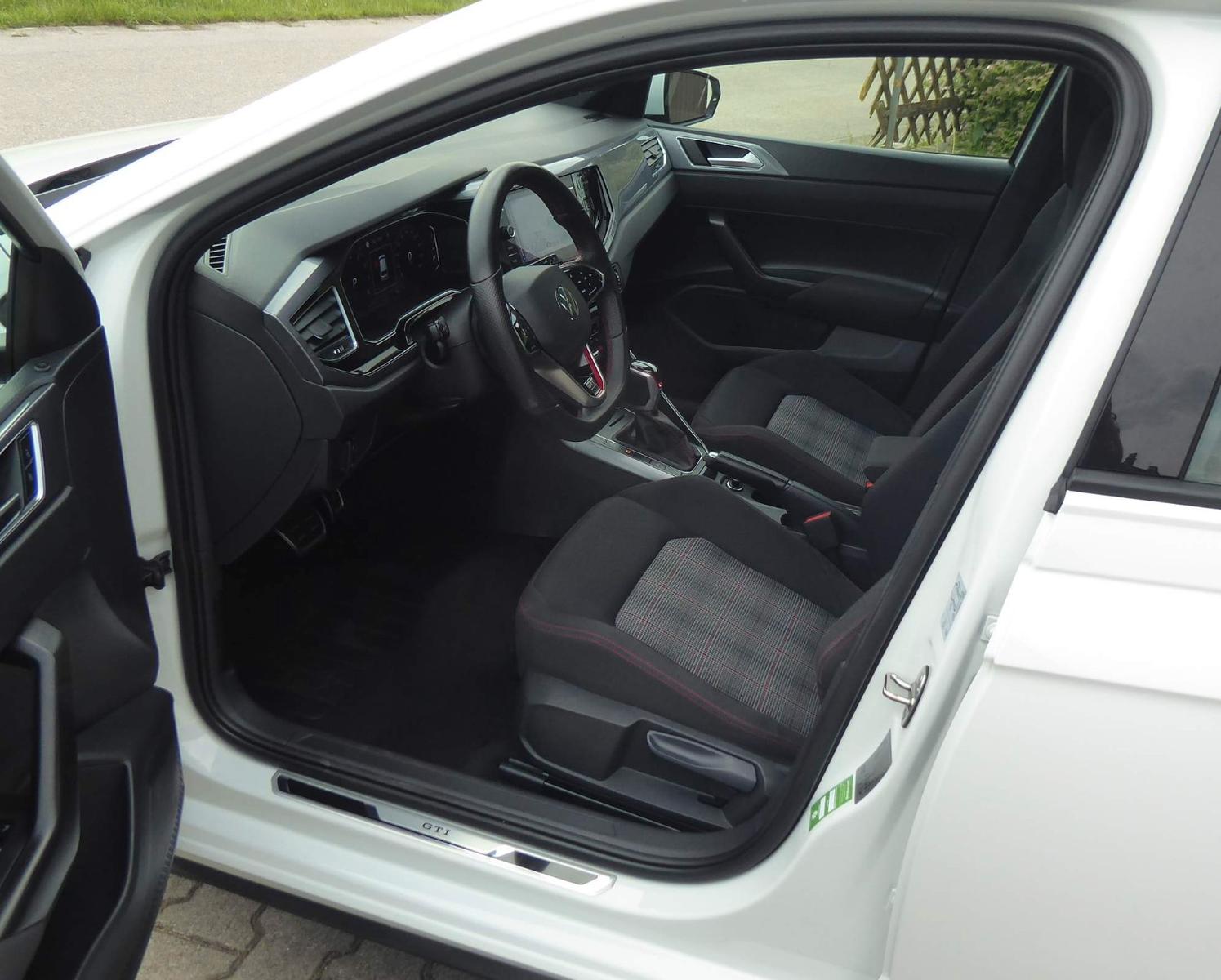 Volkswagen Polo VI GTI DSG// DCC//IQ-LIGHT//VIRTUAL, миниатюра 22