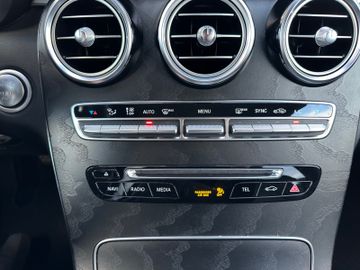 Fahrzeugabbildung Mercedes-Benz GLC 300 4Matic AMG*Panorama*Totwinkel*AHK*