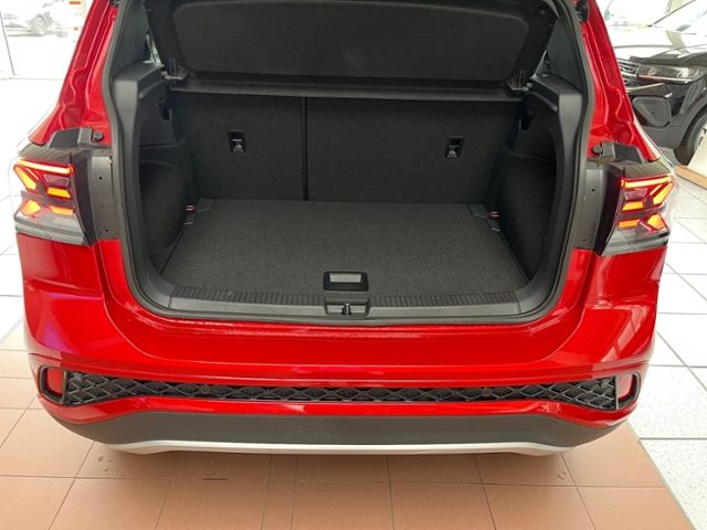 Fahrzeugabbildung Volkswagen T-Cross 1.5 TSI DSG R-LINE NAVI KAMERA LED