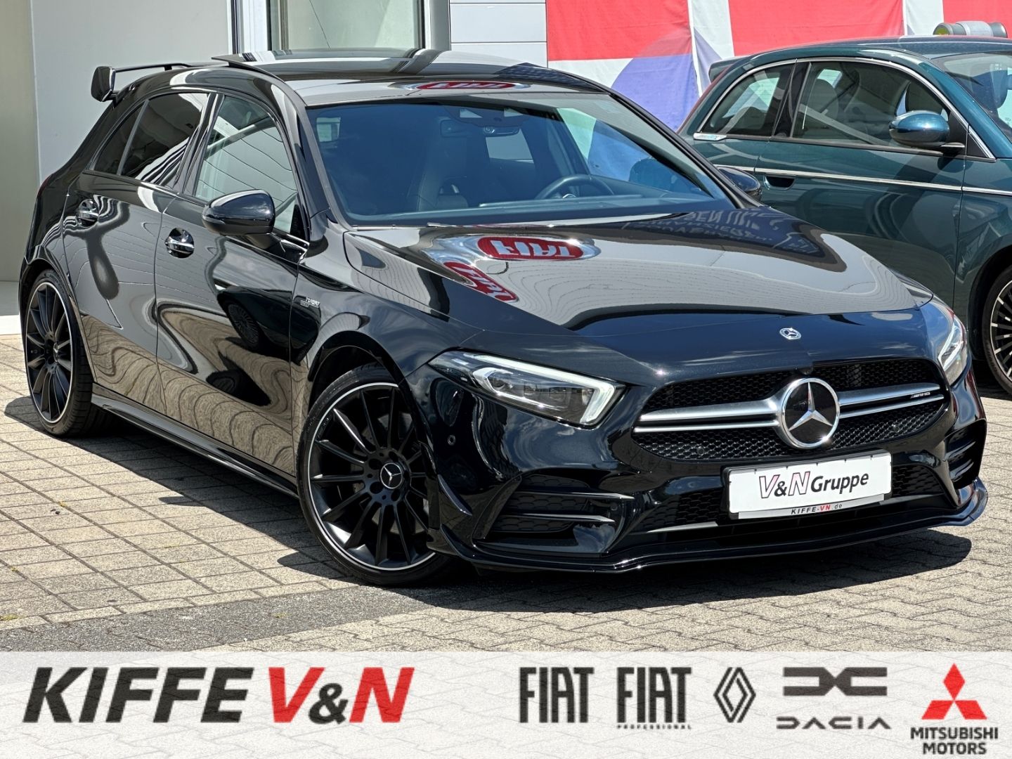 MERCEDES-BENZ A 35 AMG 4M BURMESTER HUD PANO 360 DISTR+ MEMORY