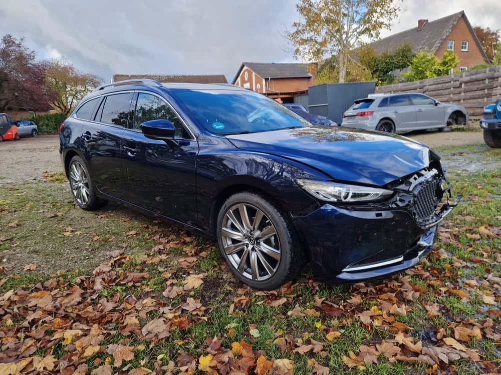 Mazda Takumi Voll AUT, NAVI, LEDER, 360°, HuD, Bose