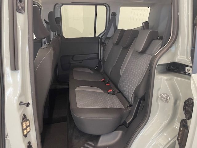 Fahrzeugabbildung Ford Tourneo Courier Titanium Winterpaket Kamera DAB