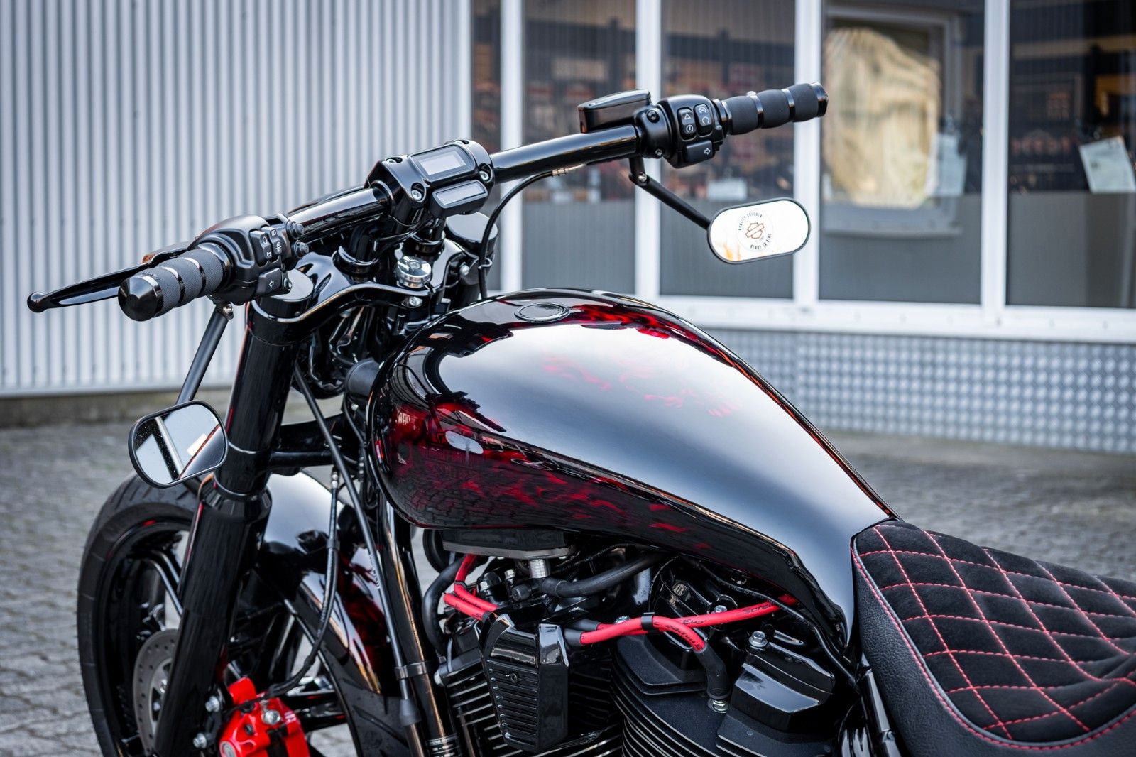 Fahrzeugabbildung Harley-Davidson FXBRS BREAKOUT 114 cui Kesstech - Airride-