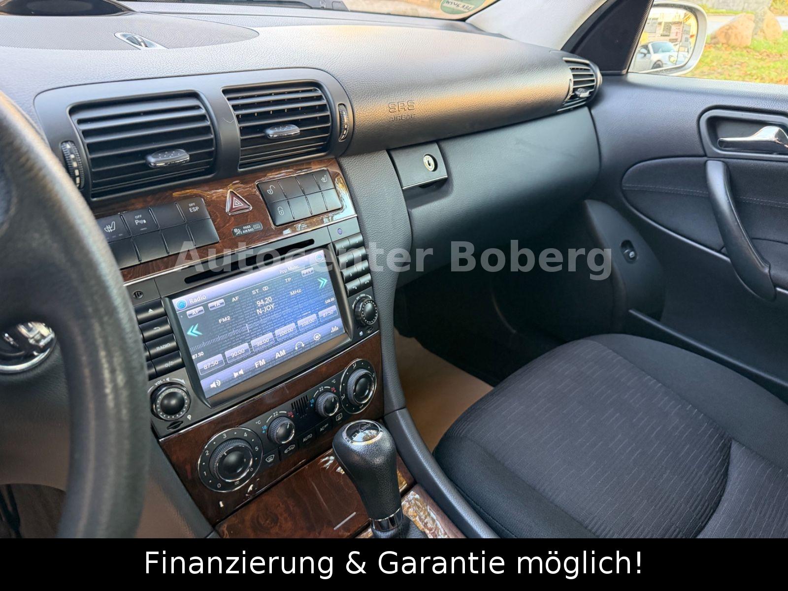 Mercedes-Benz C200 2004 — photo 15