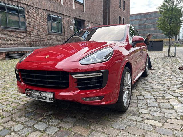 Porsche Cayenne GTS Soft Close Panorama Adaptive Sportsi