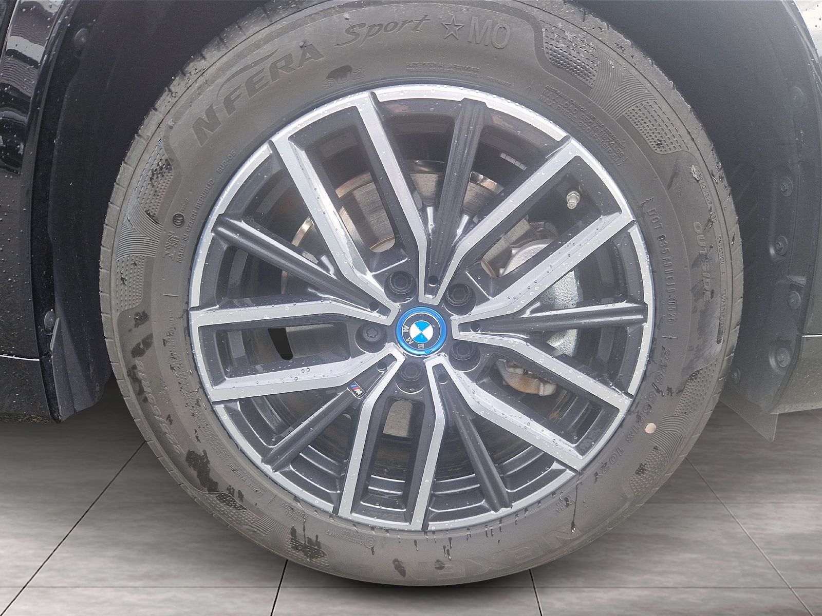 BMW iX1 - Bild 9