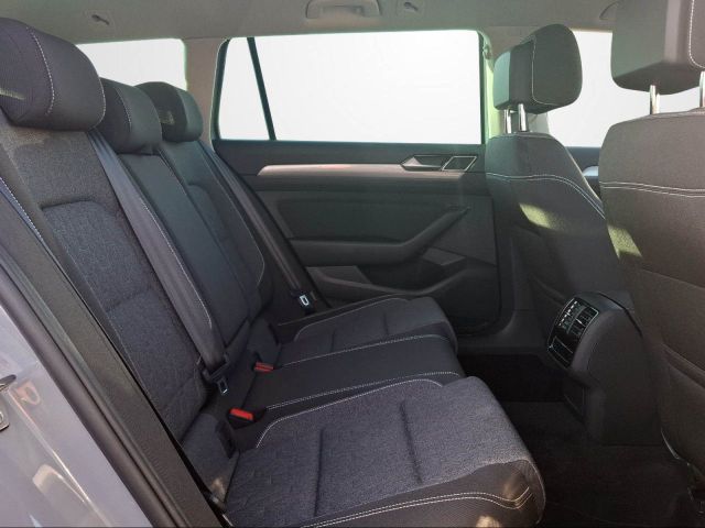 PASSAT VARIANT 2.0 TDI DSG BUSINESS LED+NAVI+ACC