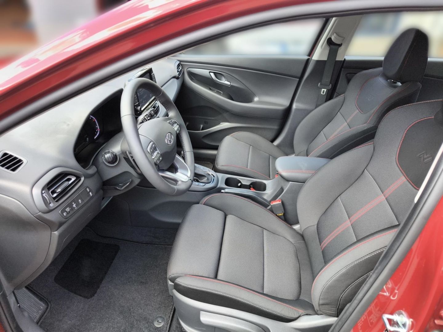 Fahrzeugabbildung Hyundai i30 Kombi 1.5T Trend Mild-Hybrid (48V) Allwetter