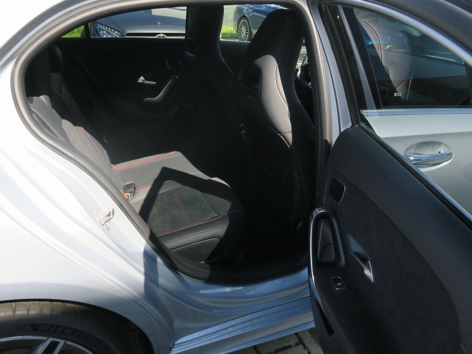 Mercedes-Benz A 250 e AMG Line Premium Burmester Fahrass-Paket
