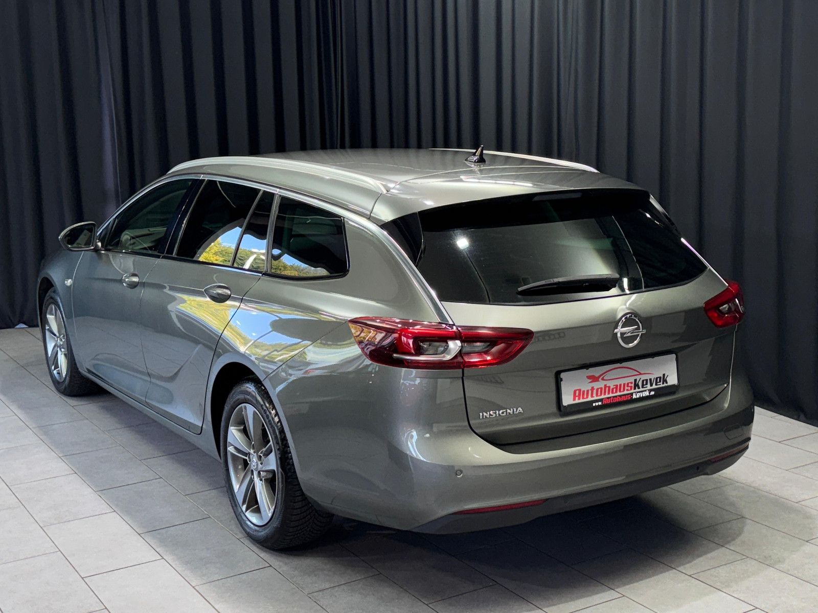 Fahrzeugabbildung Opel Insignia B Sports Tourer Dynamic|KAMERA|AHK