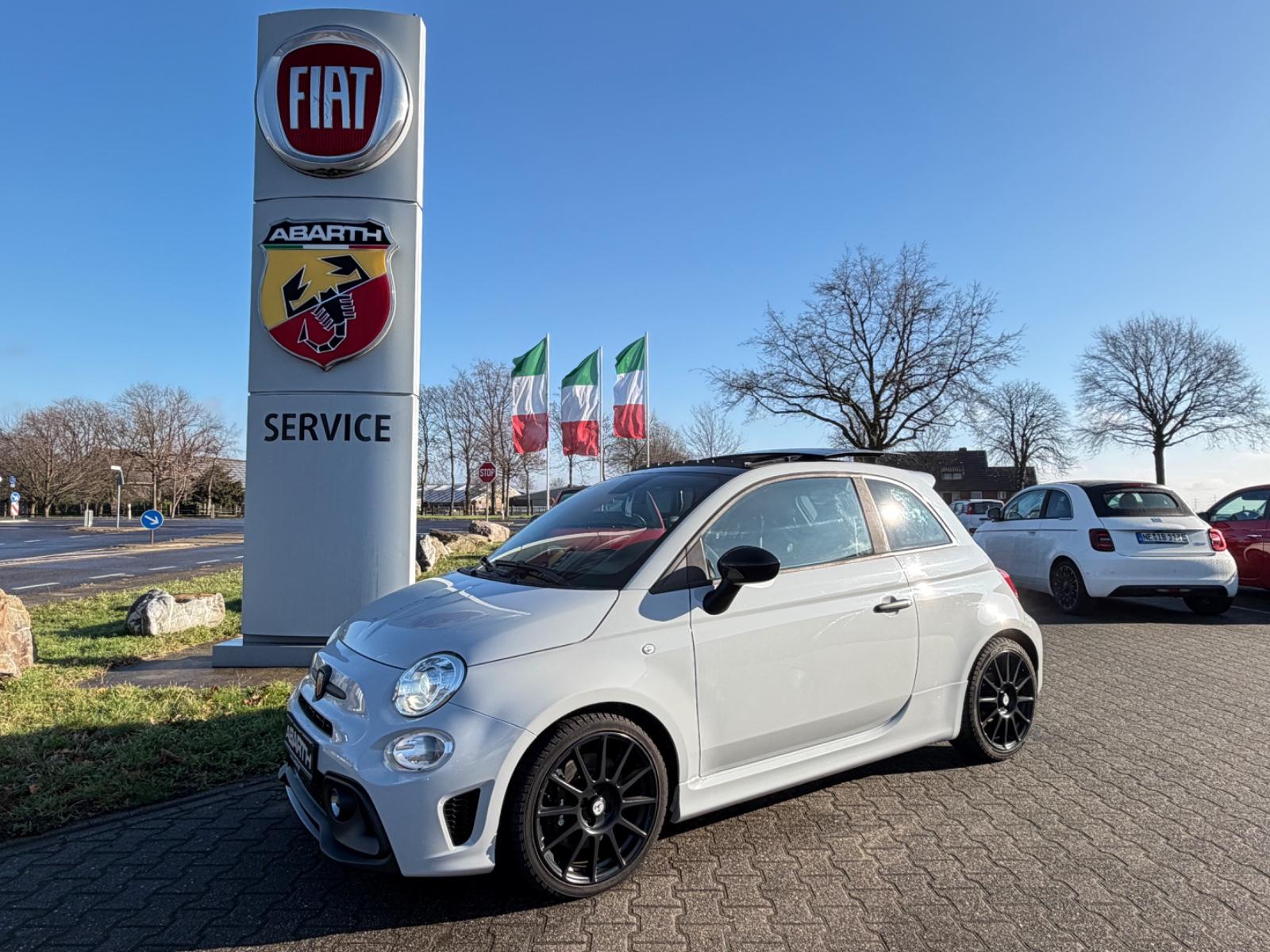Abarth 595 Esseesse Skydome,Xenon,Beats,Akrapovic