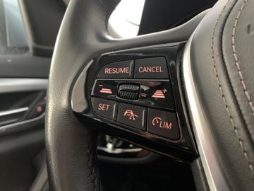 BMW 520 - 12